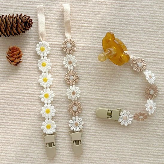 Attache tétine | Fleurie - Paradis du bébé