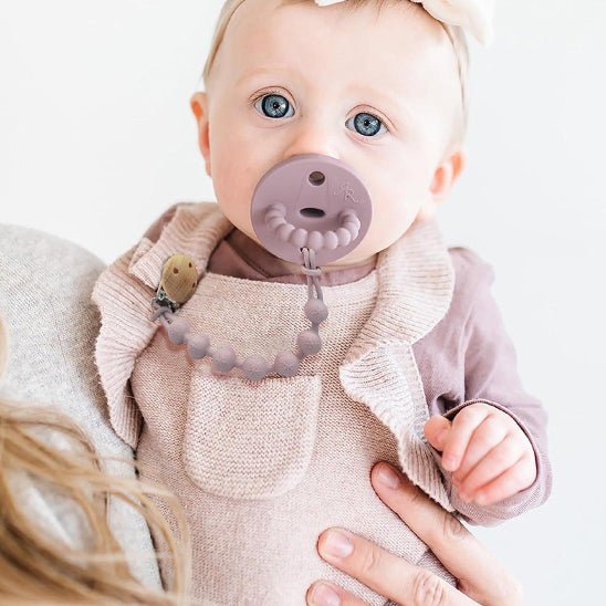 Attache tetine silicone sécuritaire - Paradis du bébé